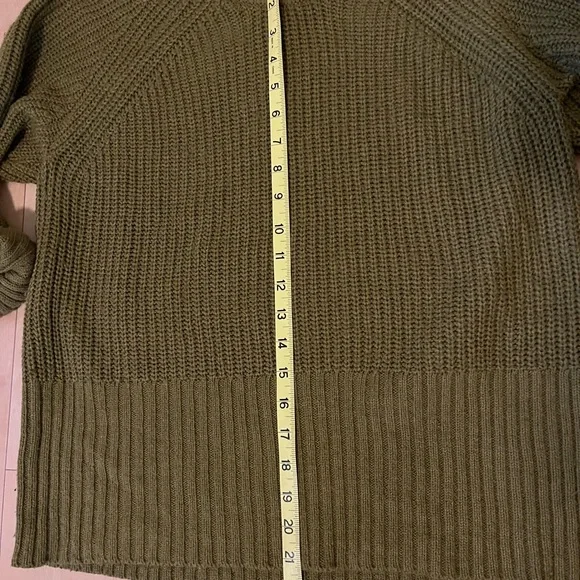 Universal Thread Chunky Knit Sweater - Picture 4 of 6